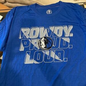 Mavs t shirt very basic